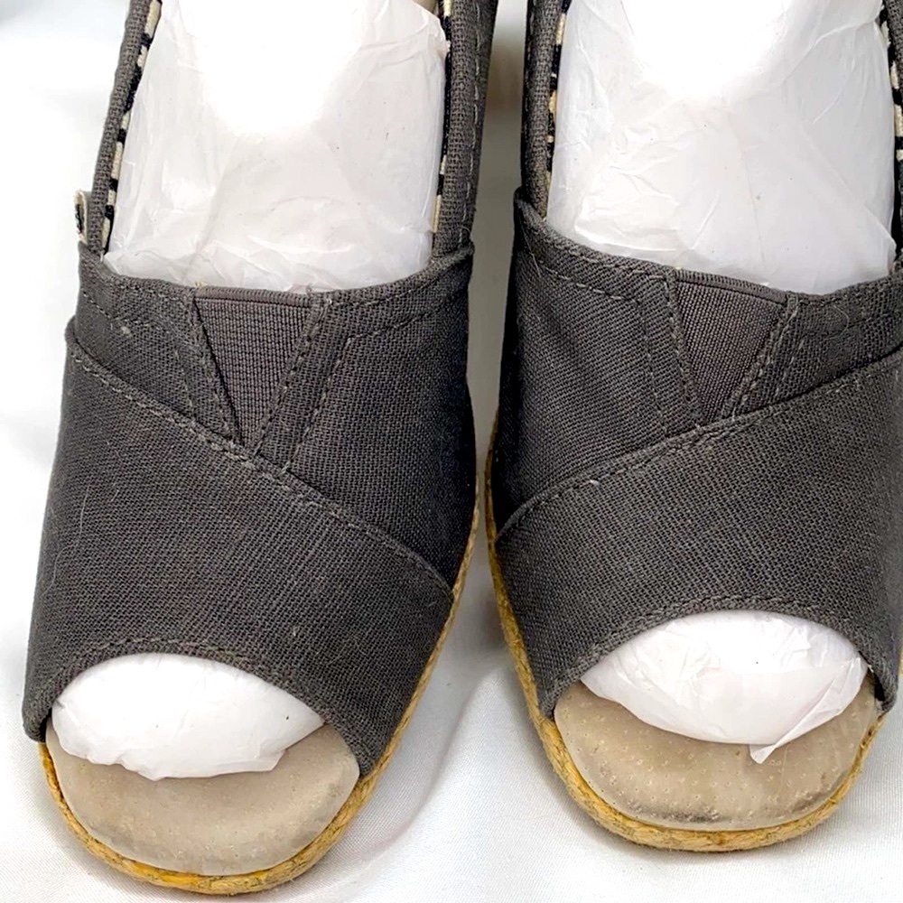 Toms Gray Espadrilles Canvas Top Heel Sandals Peep Toe size 7 - Picture 3 of 6